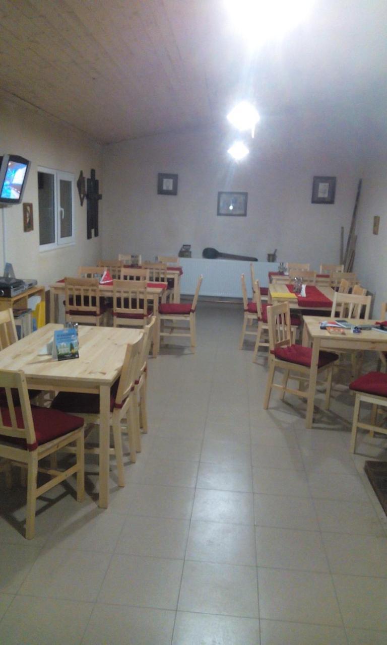 Casa Cosmin Pension Dobra Buitenkant foto