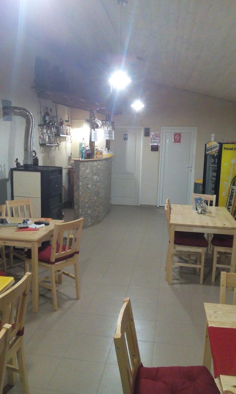 Casa Cosmin Pension Dobra Buitenkant foto